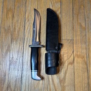Vintage Buck 119 Special Fixed Blade Knife with Leather Sheath Made in USA